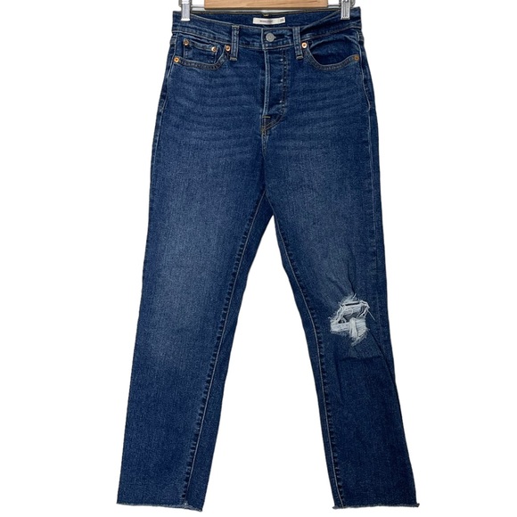 Levi's Womens Wedgie Straight Distressed Raw Hem Jeans Size 28 Button Fly - Picture 1 of 12
